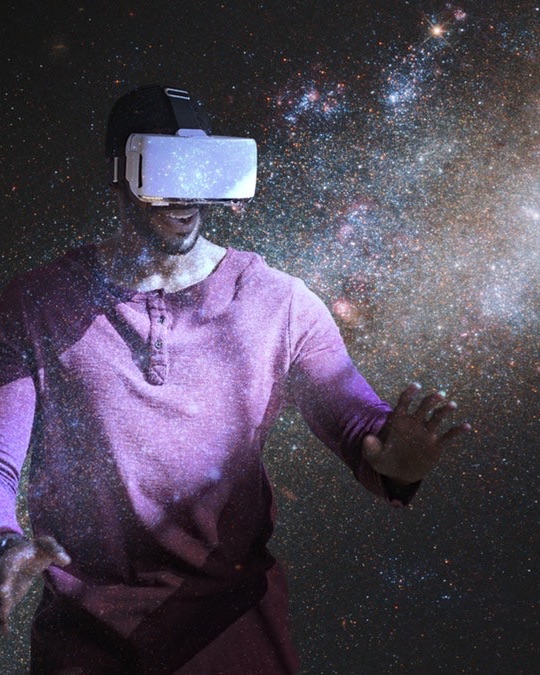 Calvin in a VR headset